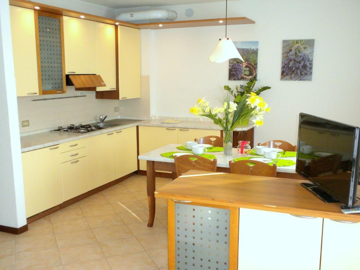 Beautiful With Garden And Fireplace Casa vacanze Lazise
